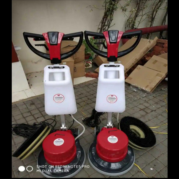 Single Disc Cleaning Machine on rent