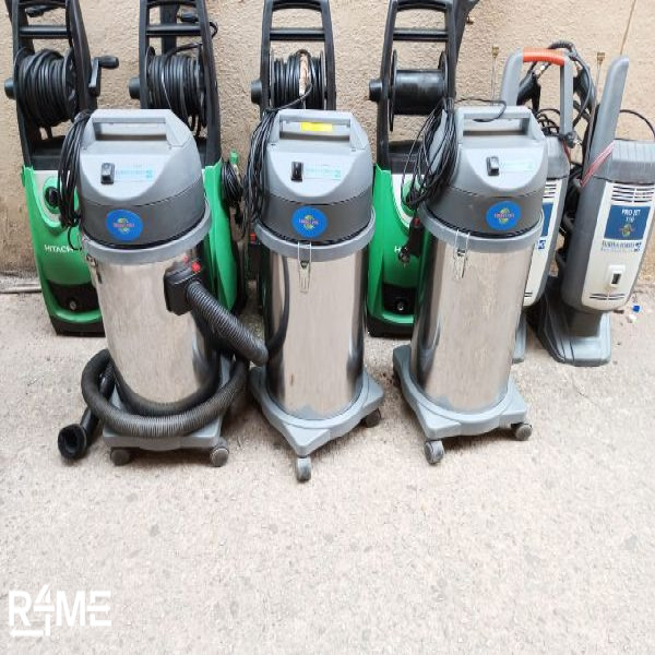 Scrubbing Machine And Vaccum on rent