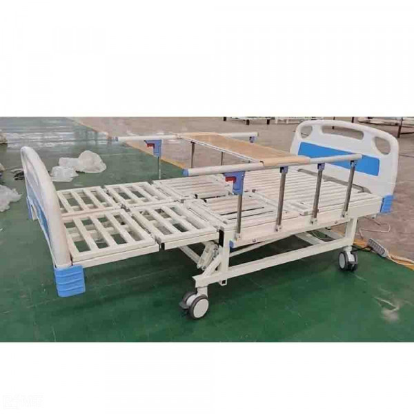 HOSPITAL BED - 1 FUNCTION - MANUALLY OPERATED - MEDISTEP on rent