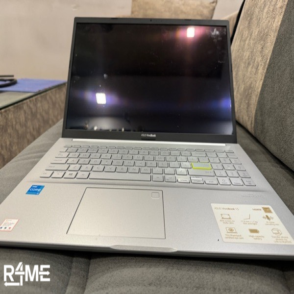 ASUS VIVOBOOK 15 16 GB on rent