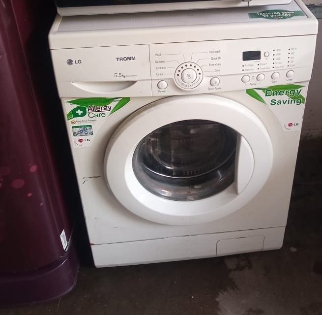 LG Front load washing Machine 5.5 Kg on rent