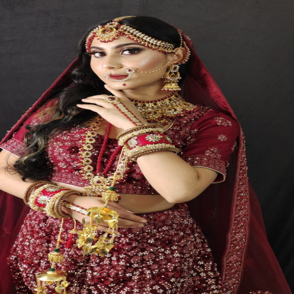 Maroon and golden bridal lehnga on rent